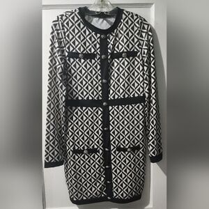 SHEIN Monochrome Geometric Long Sleeve Dress